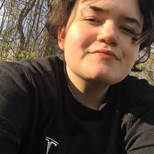 Meet your Posher, Araura